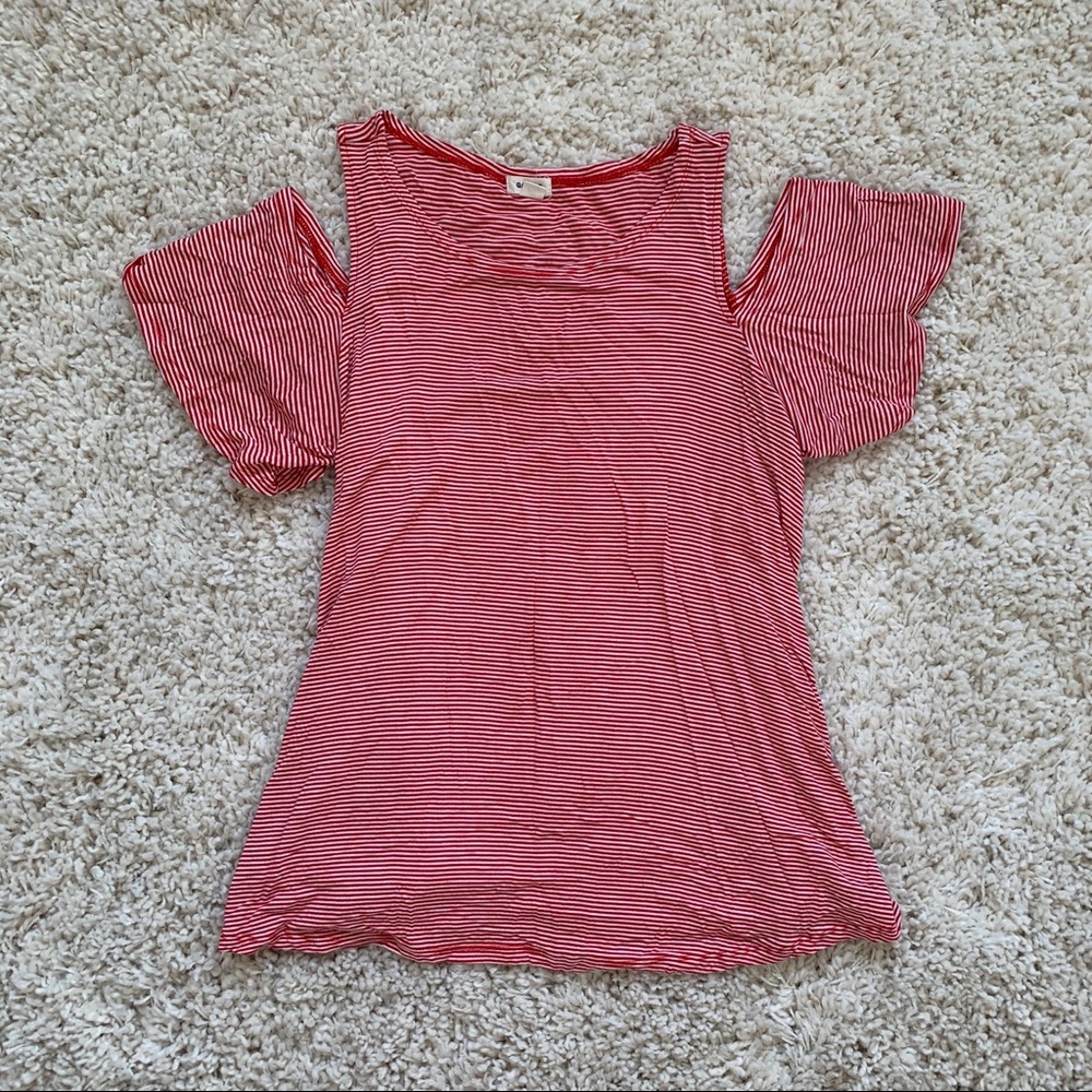 off the shoulder tee
